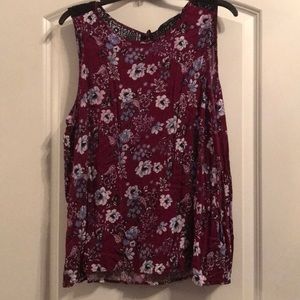 Forever 21 Tops - Forever 21 Floral Sleeveless Top, 2X, like new Forever 21 Tops - Forever 21 Floral Sleeveless Top, 2X, like new